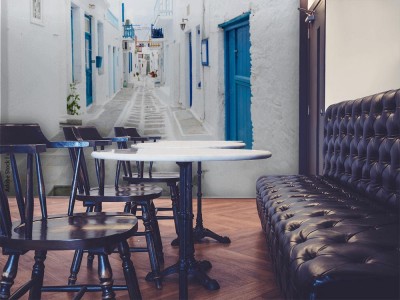 Fototapeta Piękna biała grecka uliczka w Mykonos