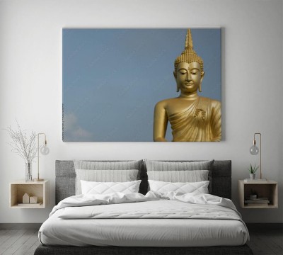 Obraz na płótnie Posąg Buddy w świątyni buddyjskiej