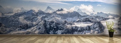 Fototapeta Szeroka panorama ośnieżonego pasma górskiego w Alpach Szwajcarskich