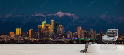 Fototapeta 6 LUTEGO 2019 - LOS ANGELES, CA, USA - „City of Angeles” - Los Angeles Skyline otoczone przez góry San Bernadino i Mount Baldy ze świeżym śniegiem z Kenneth Hahn State Park