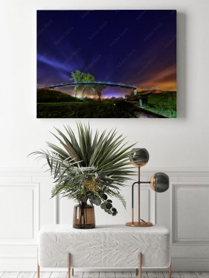 Obraz na płótnie Most nad drogą kolejową w Zamościu w Polsce