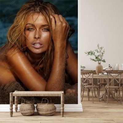 Fototapeta Portret zmysłowej kobiety na plaży