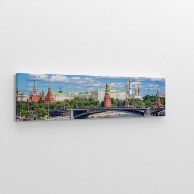 panorama-kremla-i-rzeki-moskwy