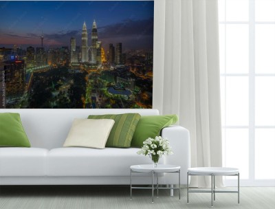 Fototapeta Oświetlone miasto w nocy