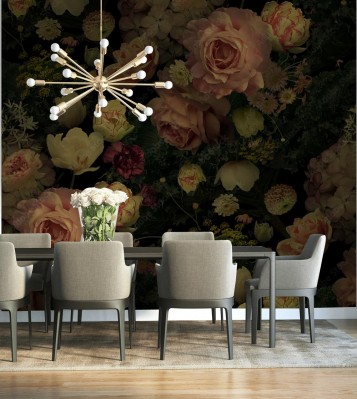 Tapeta z pięknym realistycznym ciemnym wzorem róży w stylu vintage