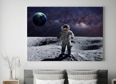 Obraz na płótnie Odważny astronauta w kosmodromie na Księżycu