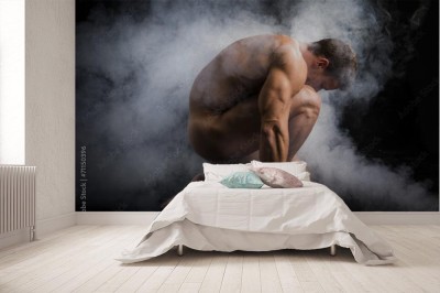 Fototapeta Przystojny nagi mężczyzna we mgle