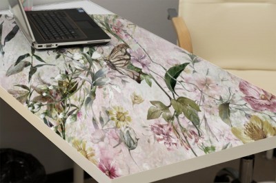 Naklejka na biurko Kwiatowy wzór malowany akwarelą