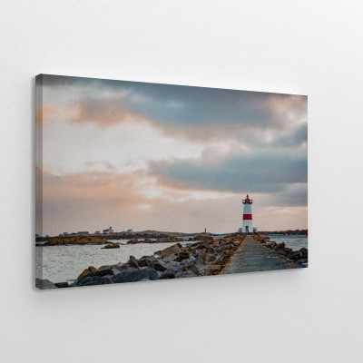 Obrazy do salonu Wschód słońca nad latarnią morską Pointe aux Canon w Saint-Pierre i Miquelon