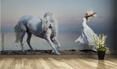 Fototapeta Artystyczne zdjęcie kobiety z białym koniem
