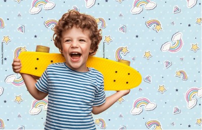 Tapeta z dziecięcym wzorem z tęczy