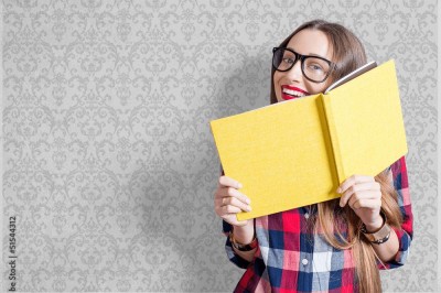 Tapeta w kwiatowy wzór ornamentowy