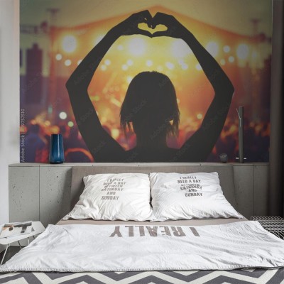 Fototapeta Dziewczyna podczas koncertu