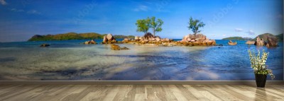 Fototapeta Panorama tropikalnej plaży na wyspie Praslin na Seszelach