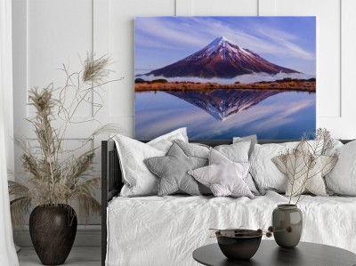 mount-taranaki-gora-odbita-w-stawie