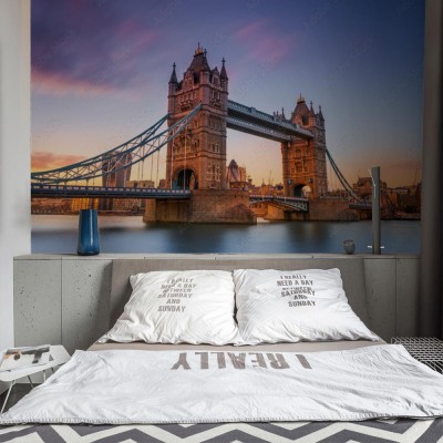 Fototapeta Tower Bridge w Londynie o zachodzie słońca
