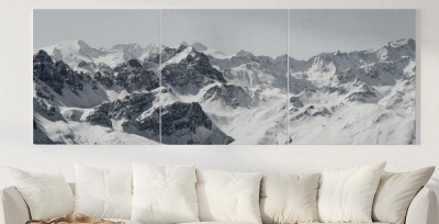 Obraz na płótnie Panorama górska - widok na ośnieżone szczyty