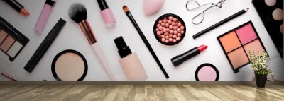 Fototapeta Zestaw kosmetyków do makijażu z naturalnymi pędzlami