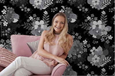 Fototapeta z kwiatami w odcieniach czerni i bieli