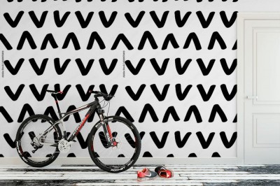 Tapeta z ręcznie rysowanym pasiastym trójkątem