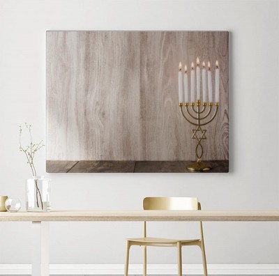 Obraz na płótnie Żydowska menora Chanuka na drewnianym stole