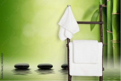 Fototapeta Koncepcja Zen  Czarne kamienie spa w bambusowym lesie