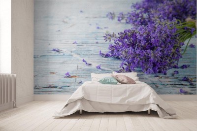 Fototapeta Świeża lawenda na drewnie