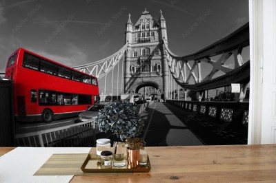 Fototapeta Tower Bridge i mobilna wizytówka miasta Londyn