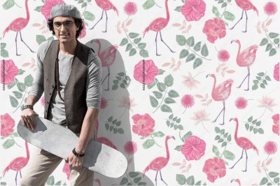 Tapeta do sypialni z kwiatami i flamingami