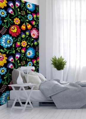 Fototapeta z kwiatowym wzorem Łowickim na czarnym tle