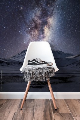 Fototapeta Droga Mleczna nad górskim szczytem