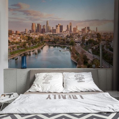 Fototapeta Widok z lotu ptaka w centrum Los Angeles Kalifornia miasta linii horyzontu i drapacza chmur budynki podczas złotej godziny przed zmierzchem