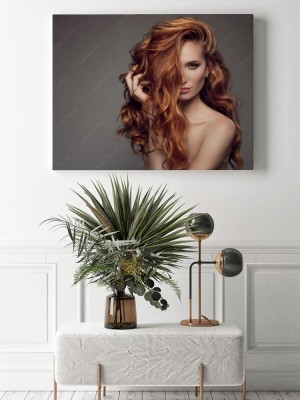 Obraz na płótnie Portret kobiety z włosami w kolorze imbiru