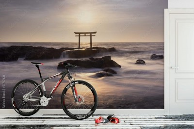 Fototapeta Japońska brama Torii nad morzem