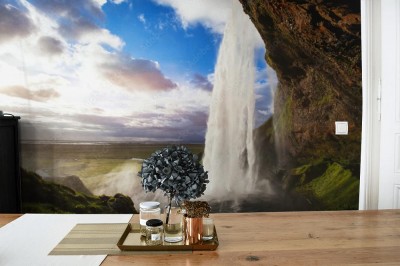 Fototapeta piękny niesamowity krajobraz z Islandii, wodospad Seljandafoss