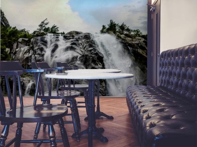 Fototapeta Wspaniałe formacje skalne i wodospad w fiordzie