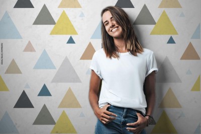 Fototapeta Geometryczny wzór w trójkąt w kolorach niebieskim, żółtym, brązowym i szarym - Styl skandynawski