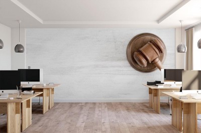 Fototapeta Młotek sędziego na jasnym tle