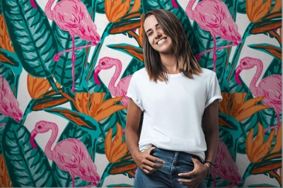 Tapeta w liście i flamingi