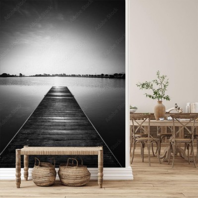 Fototapeta Fotografia czarno-biała - molo o wschodzie słońca