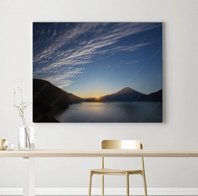 Obraz na płótnie Wschód słońca nad jeziorem