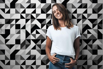 Tapeta z czarno białym wzorem geometrycznym