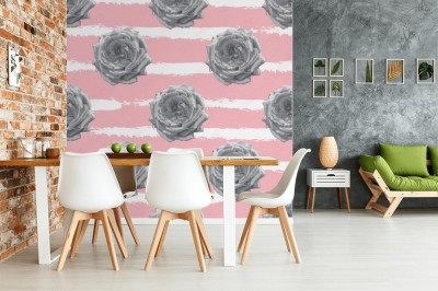 Tapeta z oryginalnym wzorem z różami na pasiastym tle