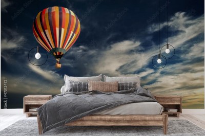 Fototapeta Balon powietrzny na tle ciemnego nieba