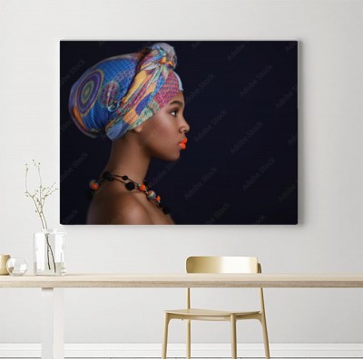 Obraz na płótnie Afrykańska kobieta z kolorowym szalem na głowie
