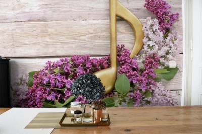 Fototapeta Złota notatka z kwiatem bzu na drewnianym tle