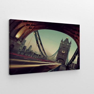 poranny-ruch-na-tower-bridge-3d