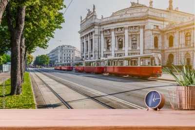 Fototapeta Wiener Ringstrasse z Burgtheater i tramwajem o wschodzie słońca, Wiedeń, Austria