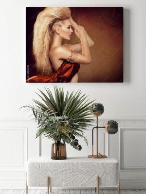 Obraz na płótnie Dziewczyna z fryzurą irokezem