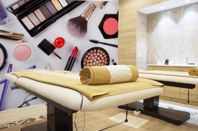 Fototapeta Widok z góry zestawu kosmetyków do makijażu